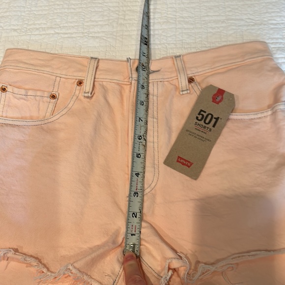 NWT LEVIS 501 high rise pale pink cut offs shorts size 28 - Picture 8 of 10